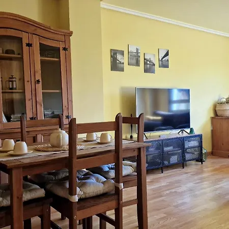 Luminoso Con Garaje. Pet Friendly Valladolid